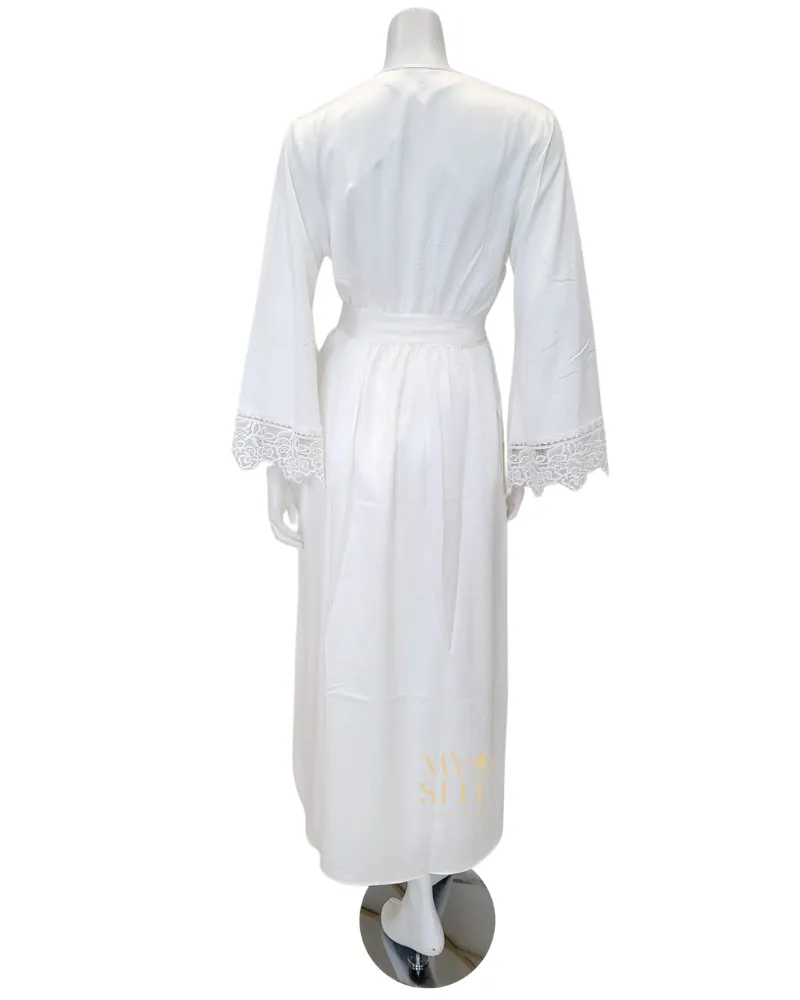573 574 Ivory Rosey Chiffon Gown & Robe Set