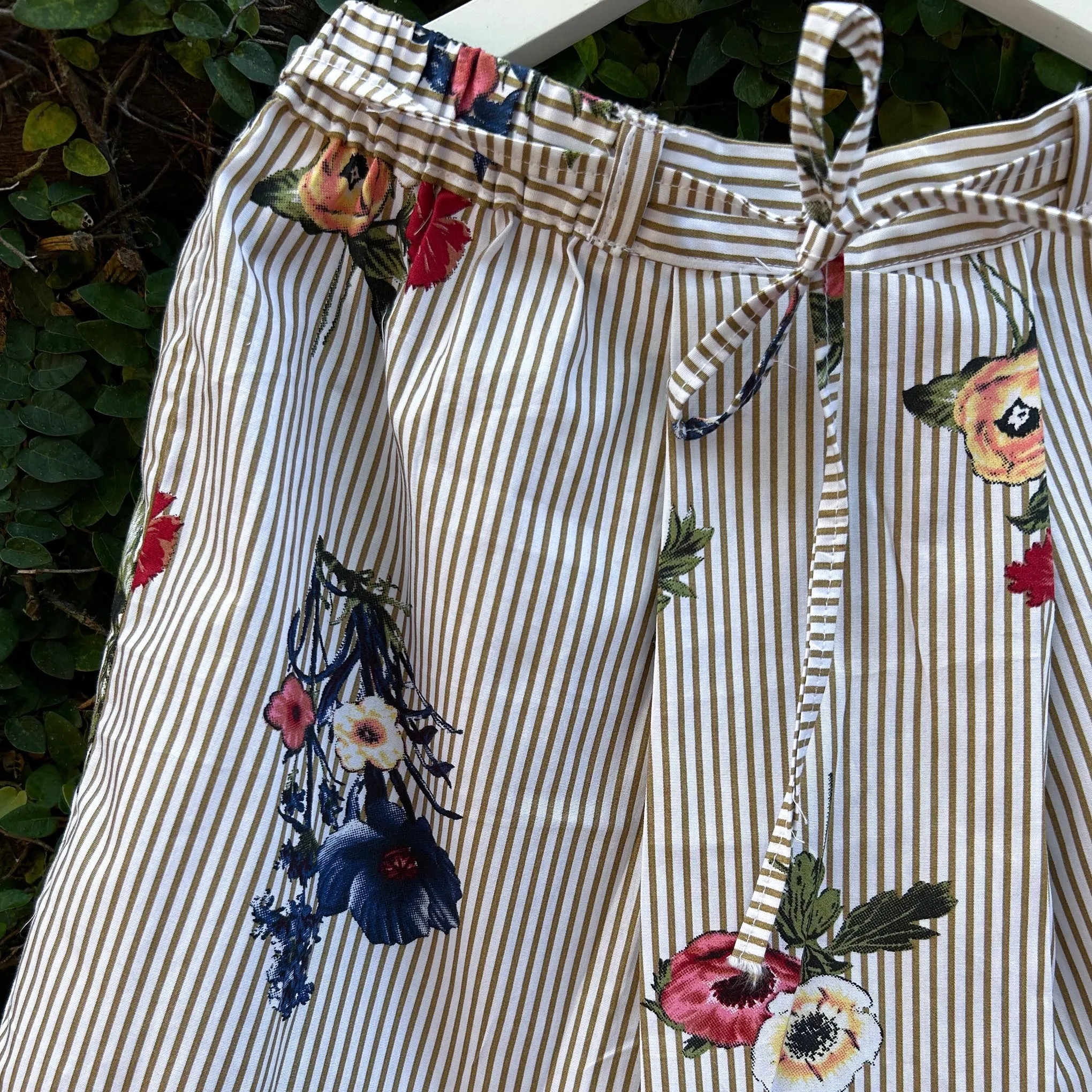 Comfy Printed Floral Pattern Skirt