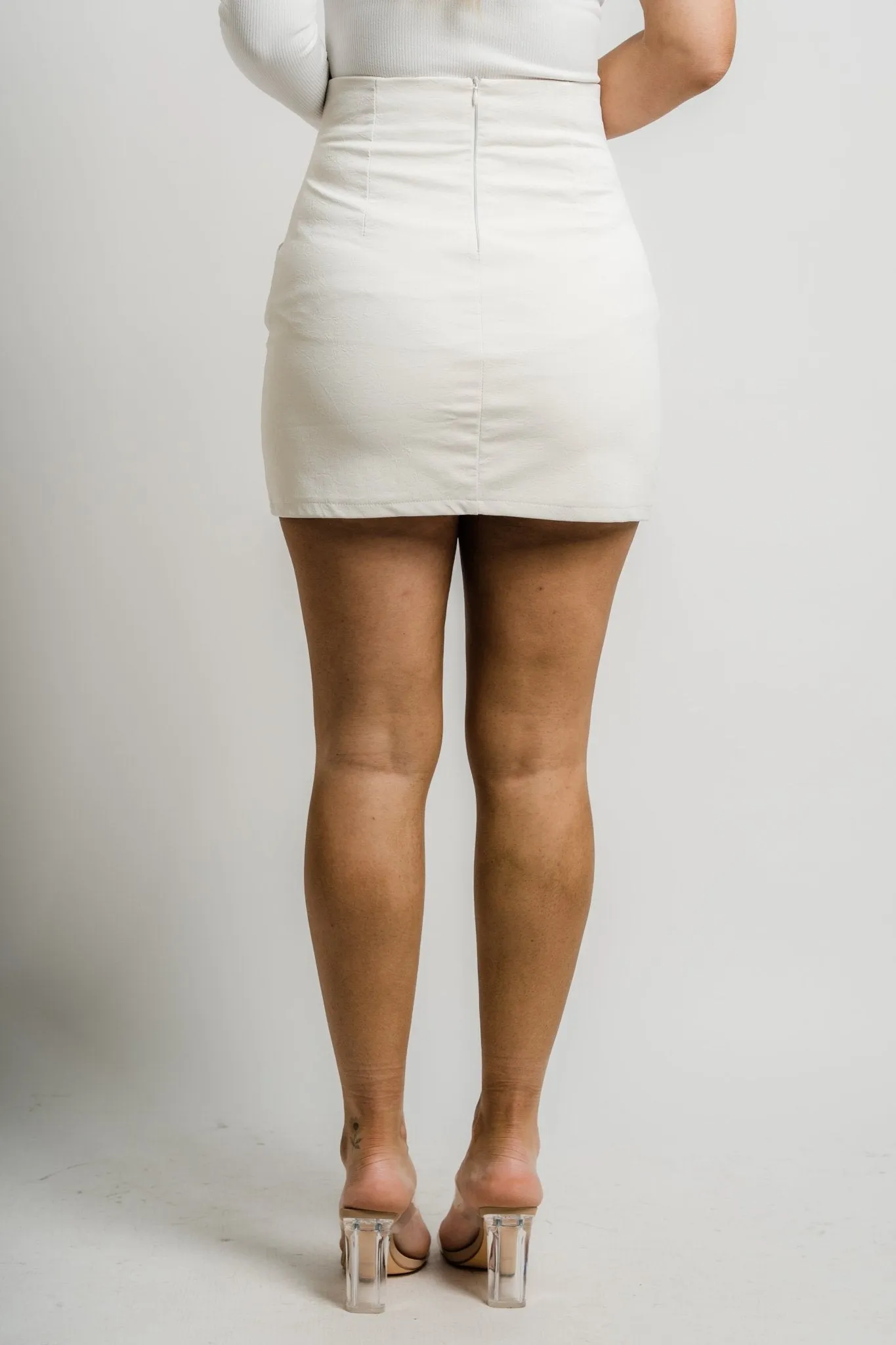 Faux leather mini skirt white