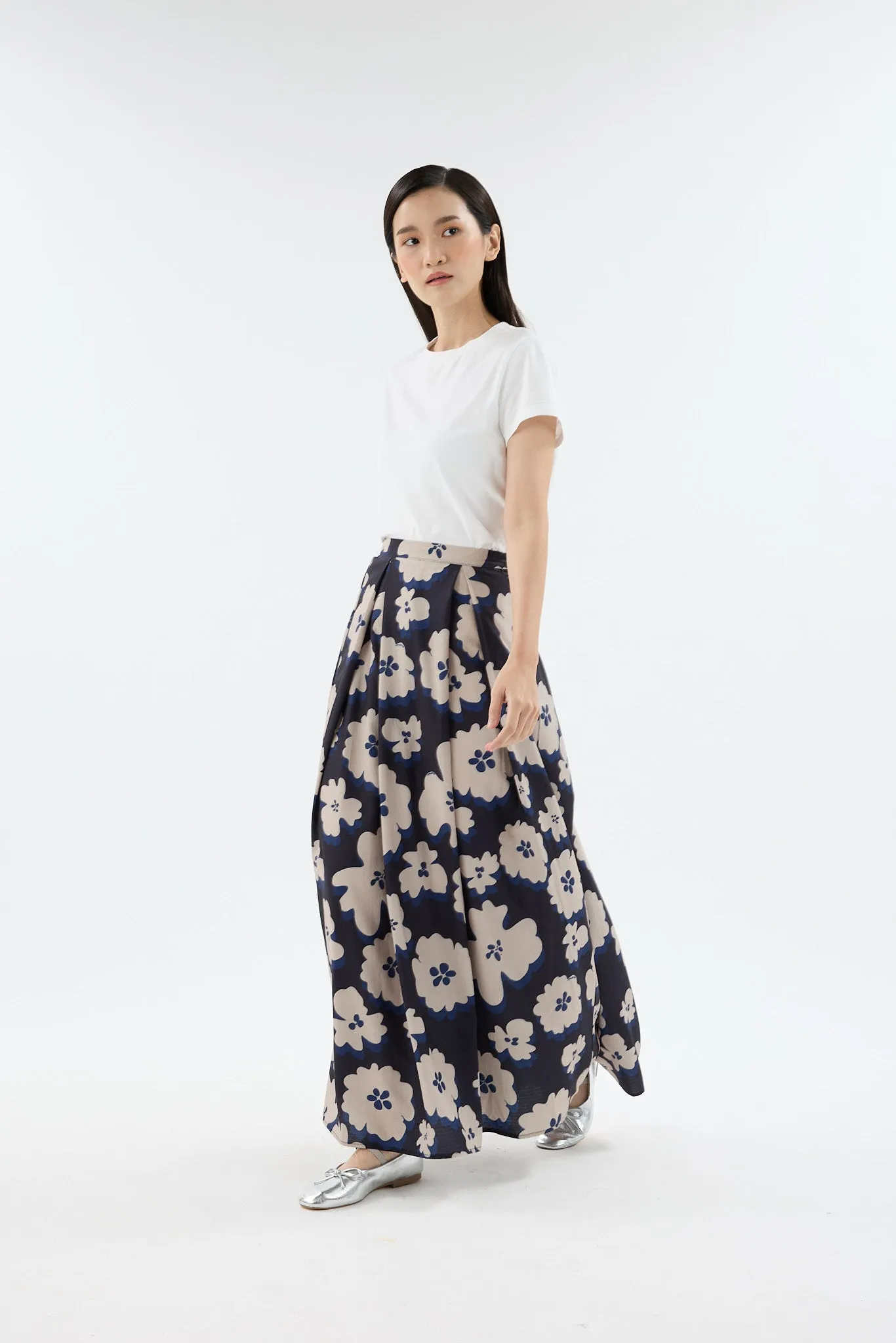 Fiora Black Printed Flare Skirt