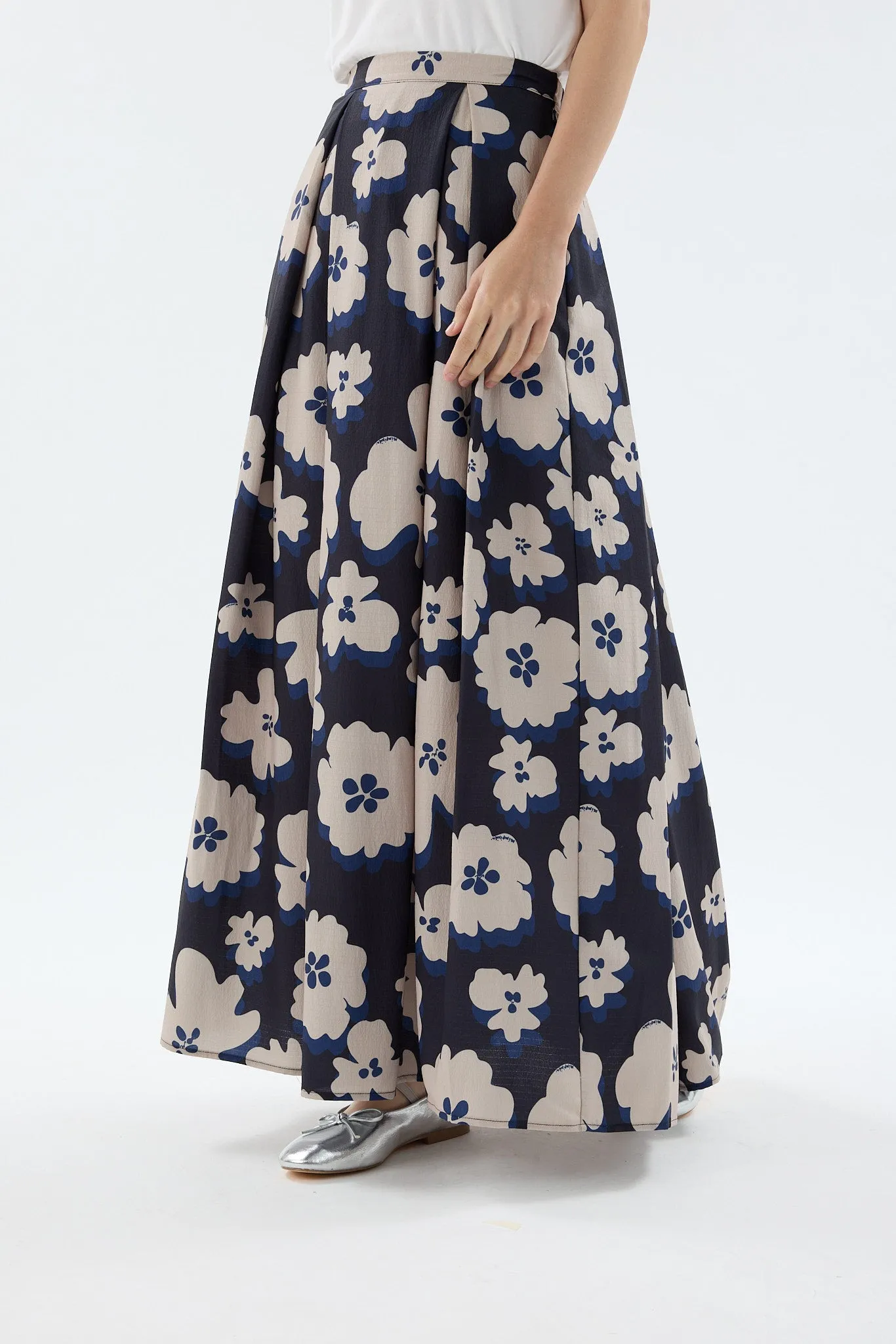 Fiora Black Printed Flare Skirt