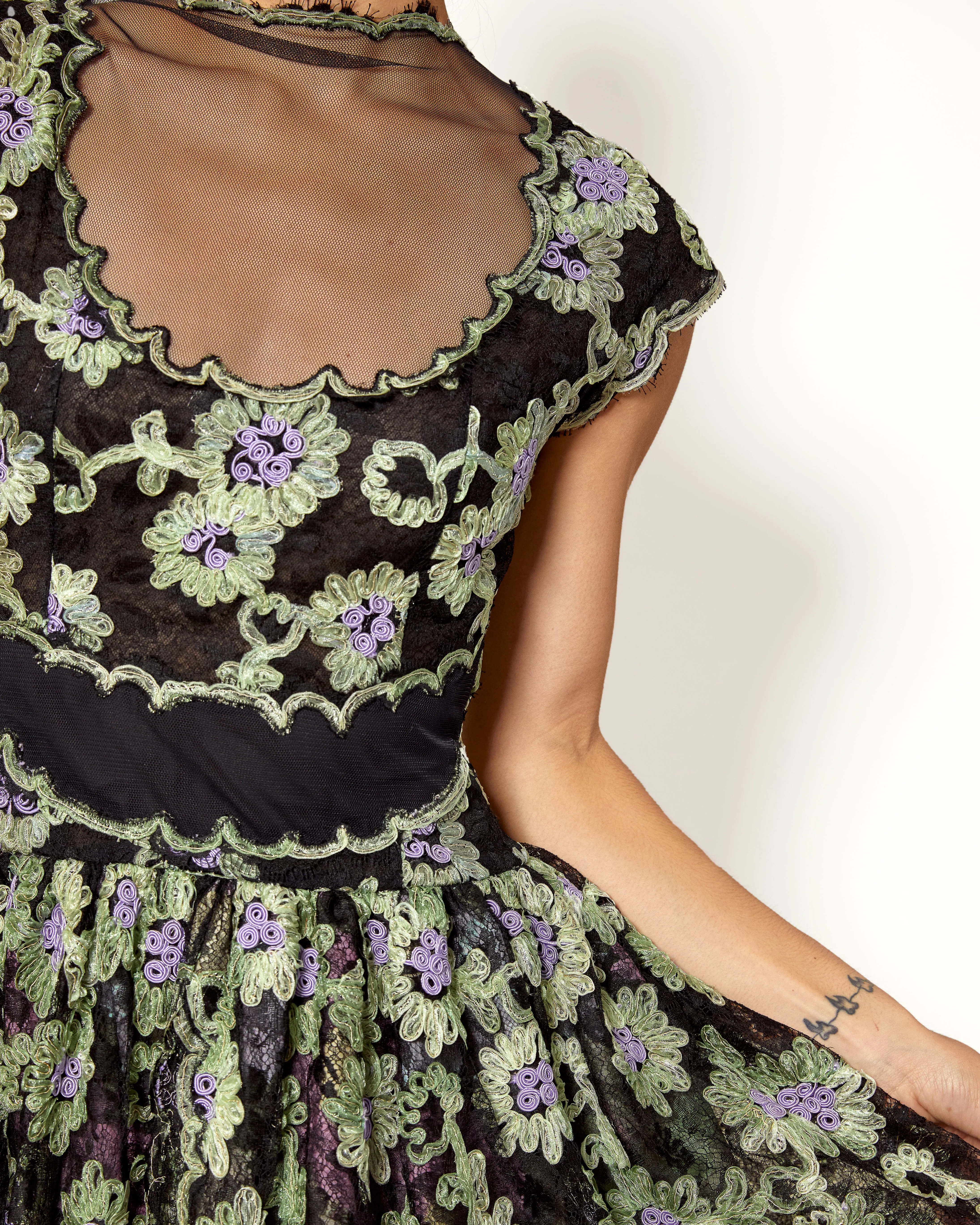 Geoffrey Beene Black Floral Lace Cocktail Dress